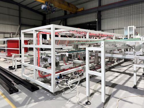 Latest company news about Alüminyum Profil Montajının Geleceği: GUANGZHOU YH PIONEER INTELLIGENT CO., LTD'nin Alüminyum Profil Montaj Hattı.
